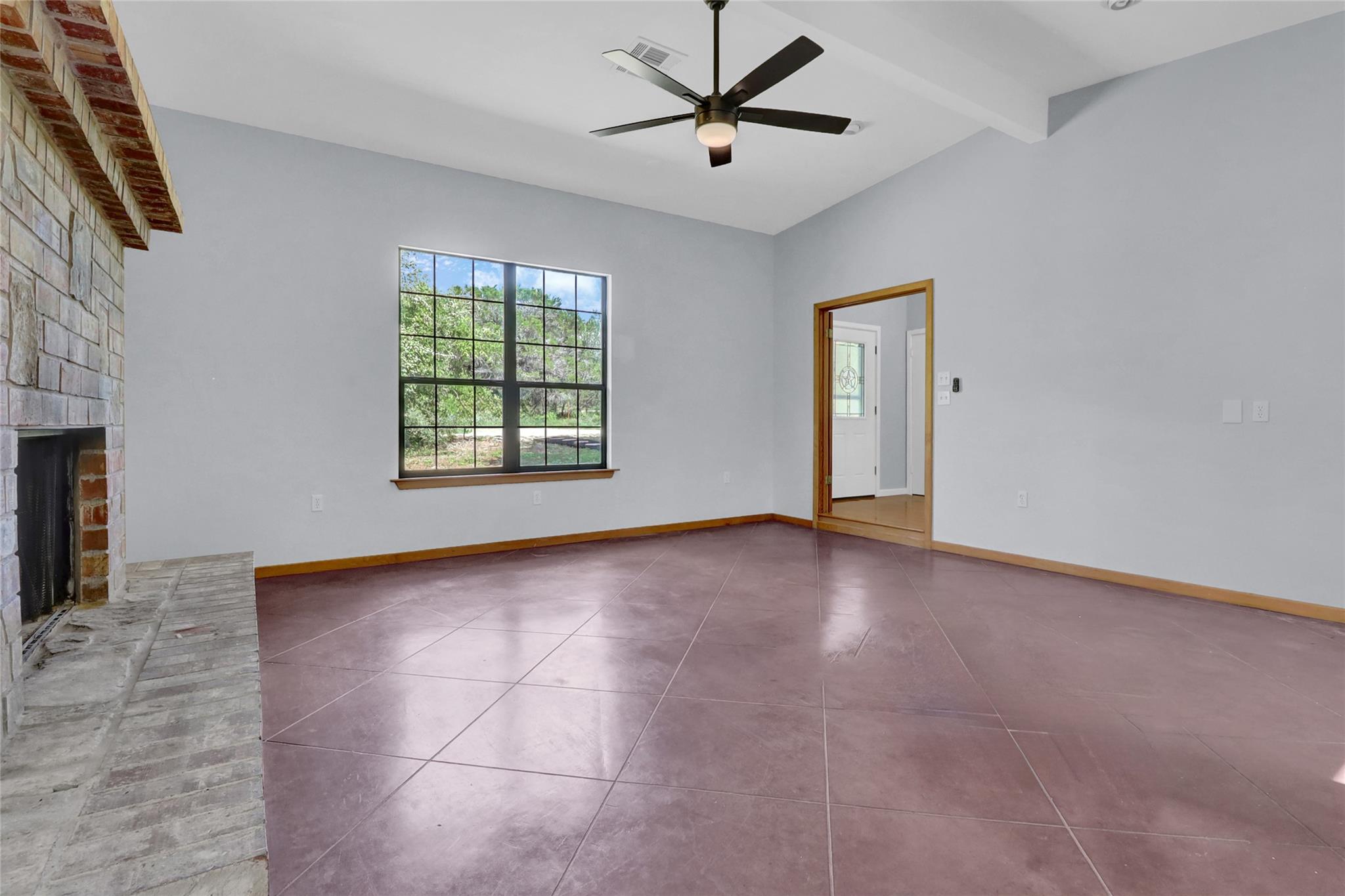2211 Hilliard RD