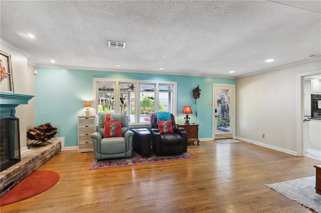 3846 PEACHTREE Court