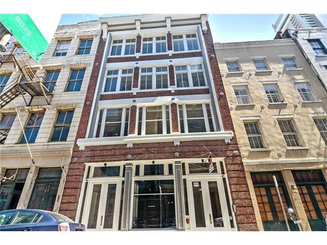 216 CHARTRES Street 2C