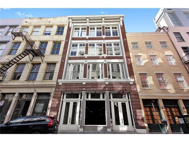 216 CHARTRES Street 2C