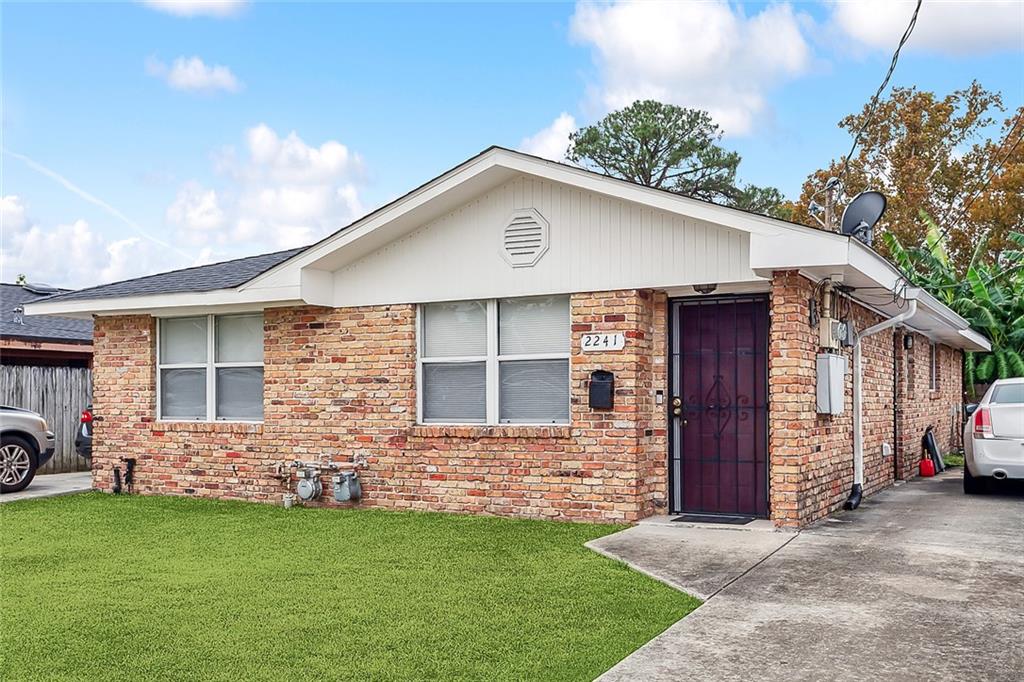 2241-2243 KRAFT Place
