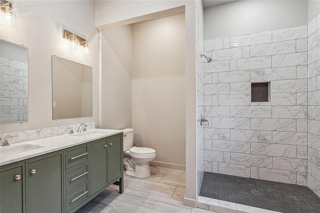 1818 N DERBIGNY Street