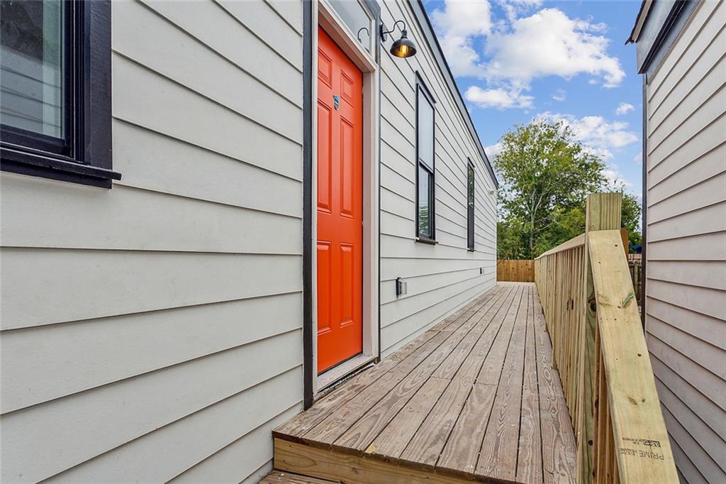 1818 N DERBIGNY Street