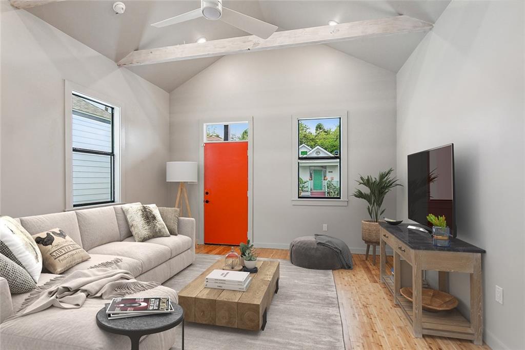 1818 N DERBIGNY Street