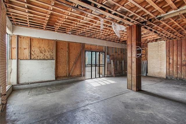 5219 DAUPHINE Street