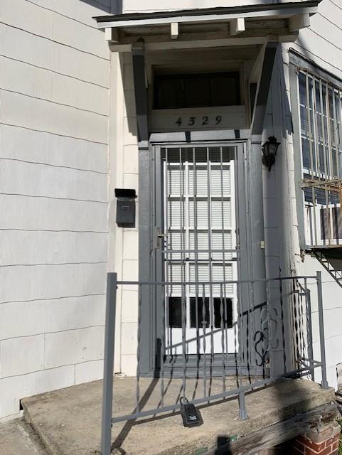 4329 LASALLE Street
