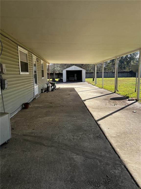 2813 RIVERBEND Drive