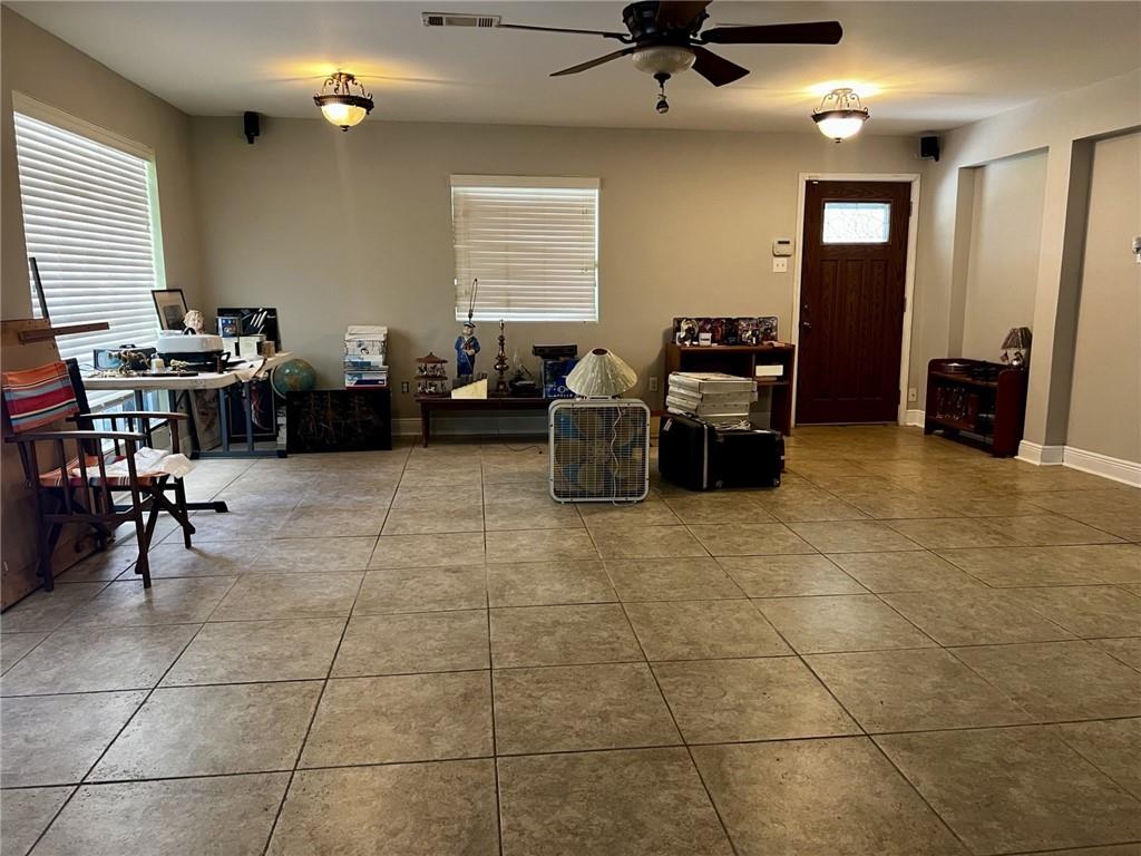 2813 RIVERBEND Drive