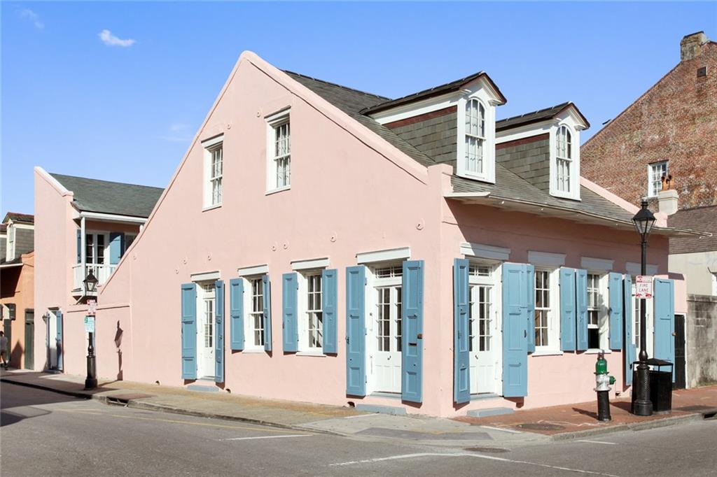941 TOULOUSE Street