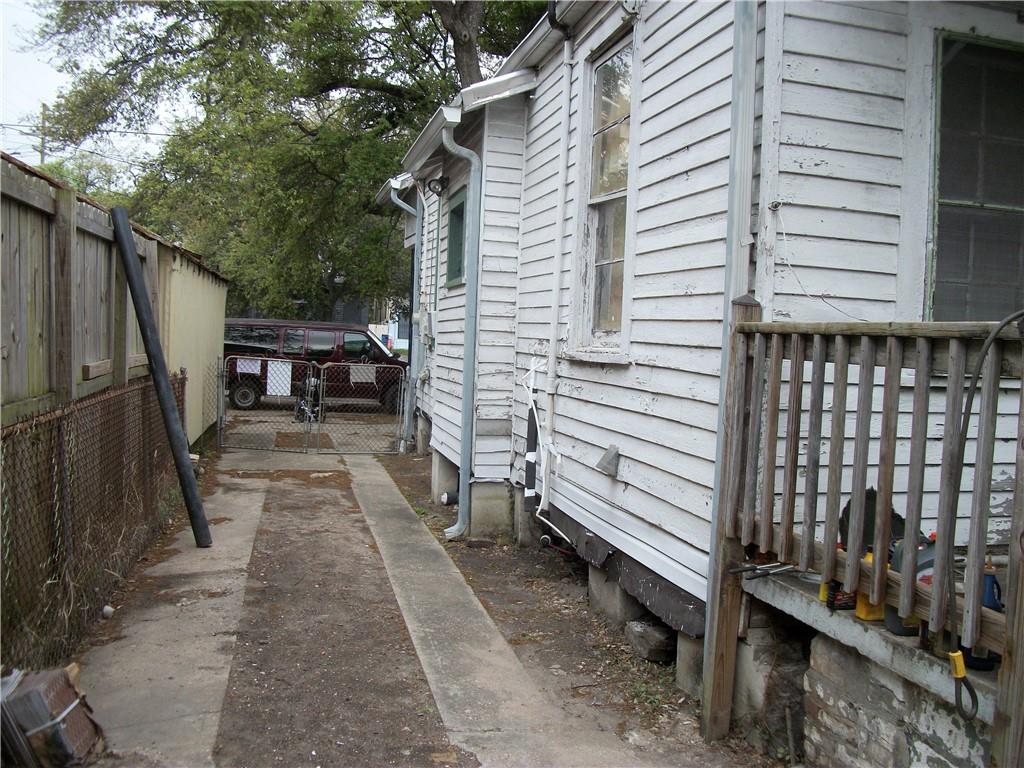 1409 ELYSIAN FIELDS Avenue