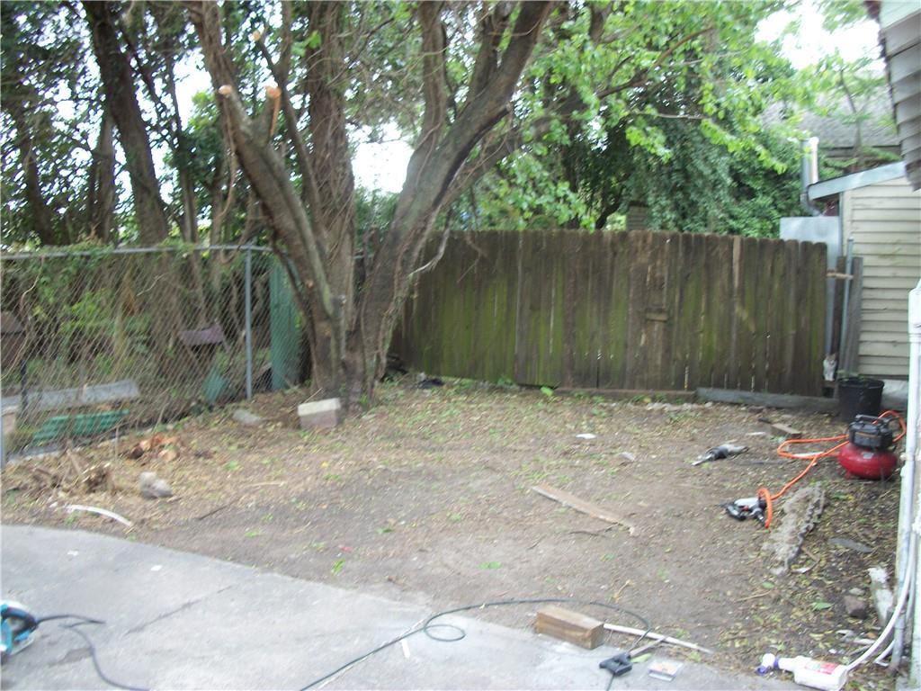 1409 ELYSIAN FIELDS Avenue