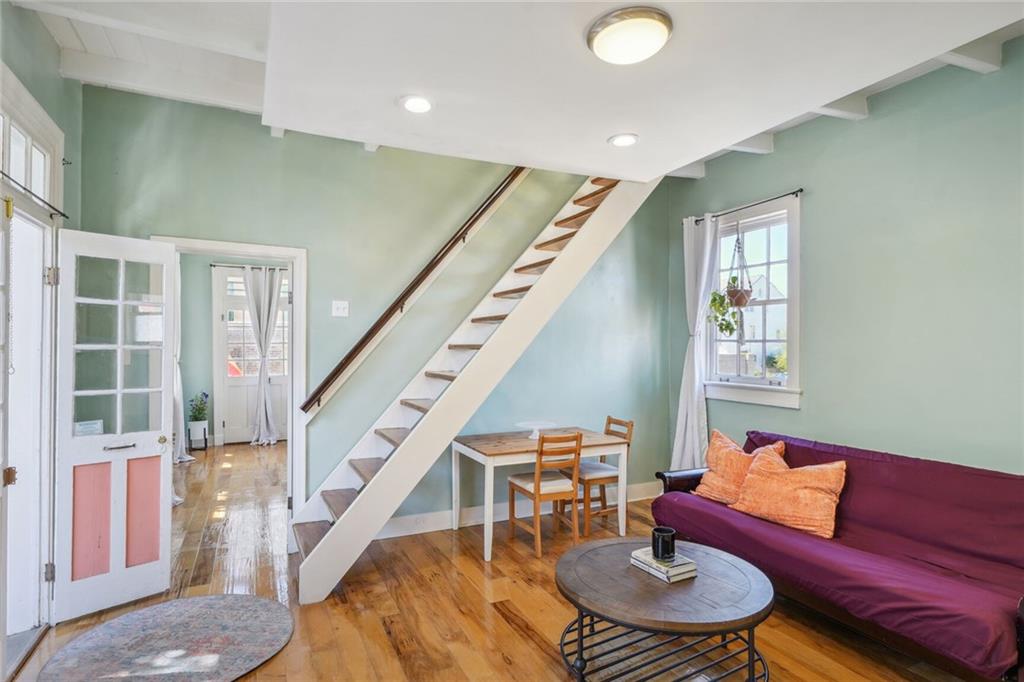 1031 BARRACKS Street 3