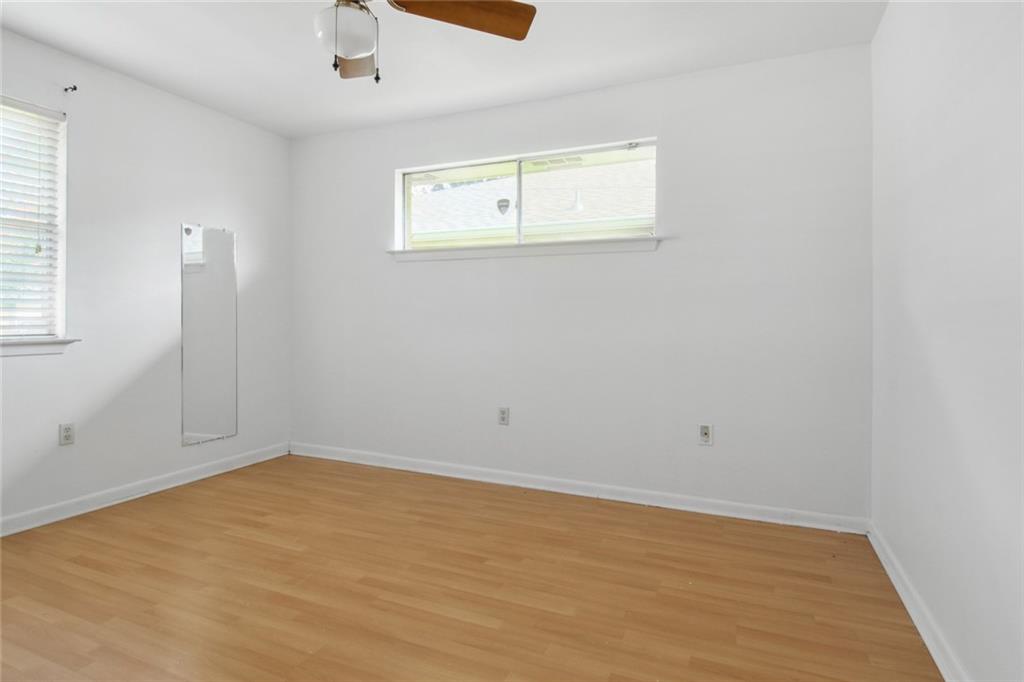 4925 BURKE Drive