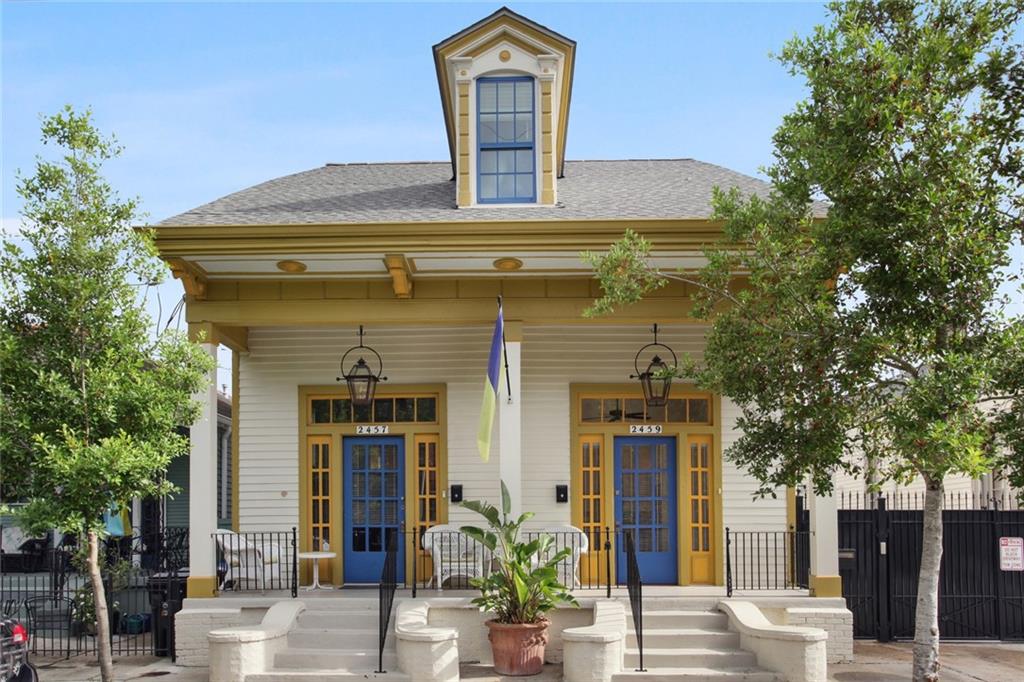 2459 ROYAL Street
