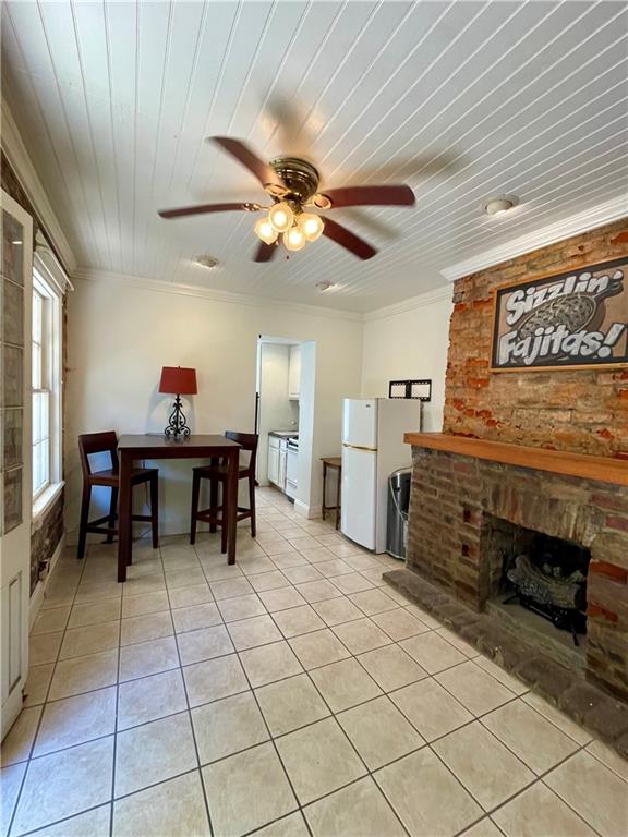1019 ST ANN Street R/L