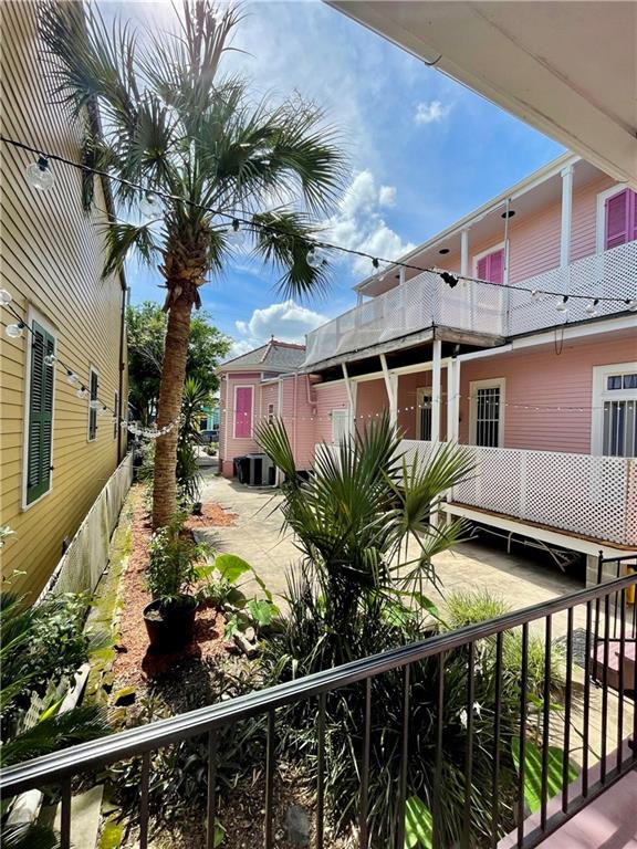 929 MARIGNY Street B