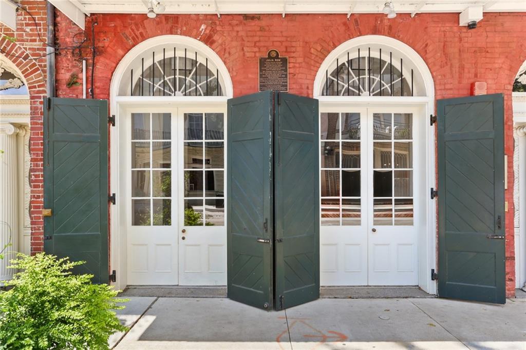 604 JULIA Street