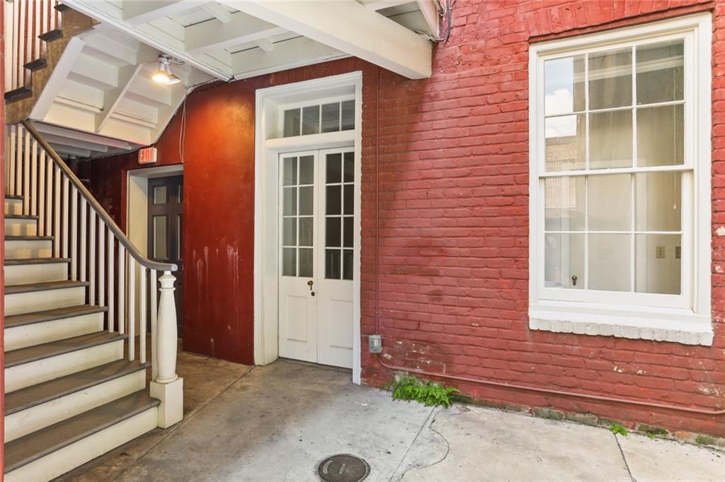 604 JULIA Street