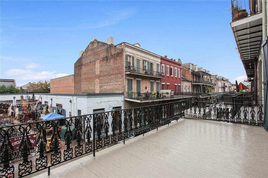 1214 DECATUR Street 2