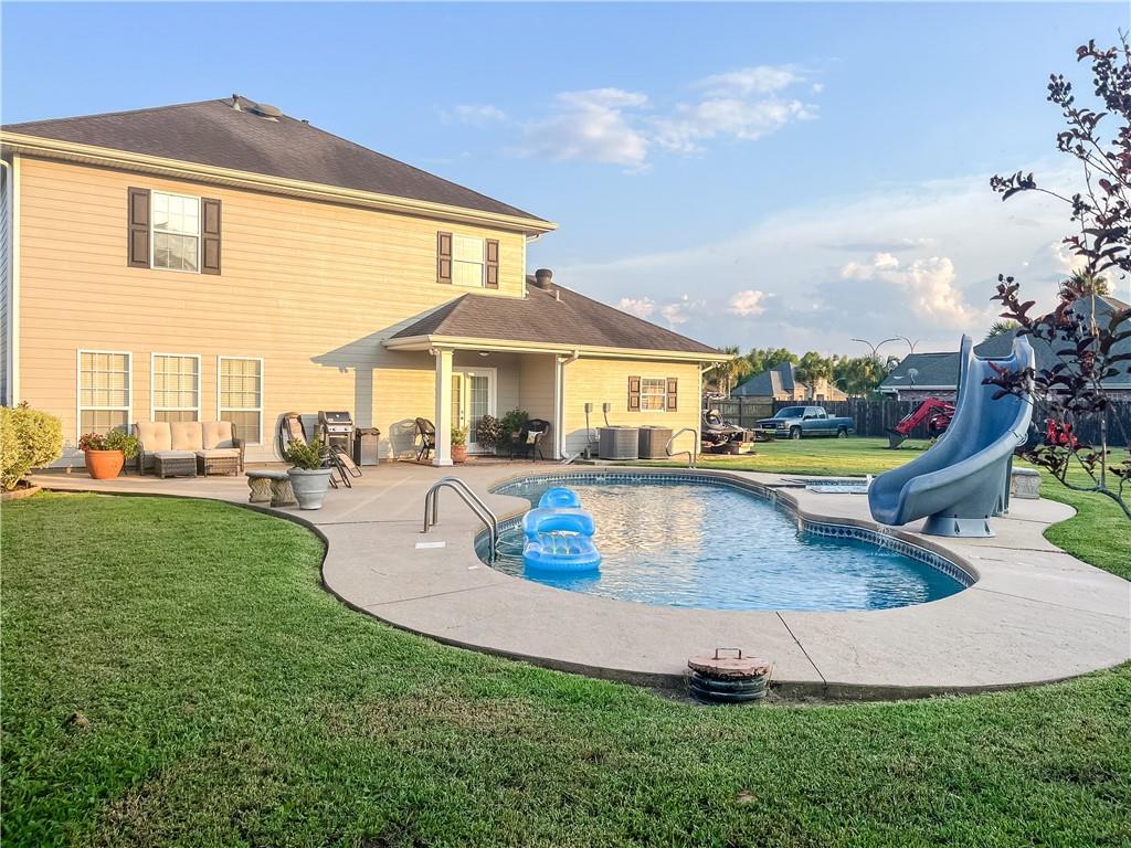 3300 STORY PARK Boulevard