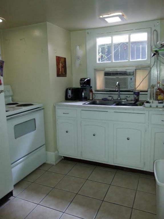 527 BROADWAY Avenue A