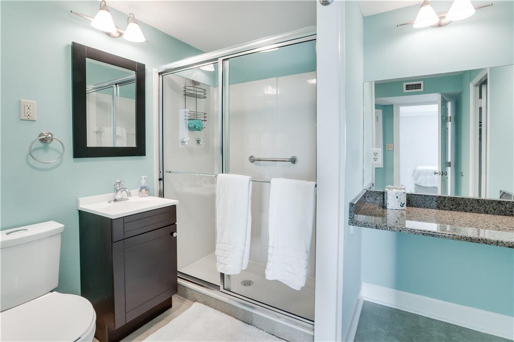 1205 ST. CHARLES Avenue 605