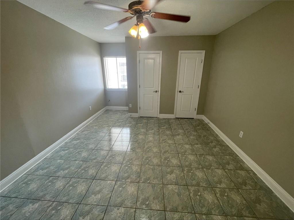 3805 HOUMA Boulevard C222