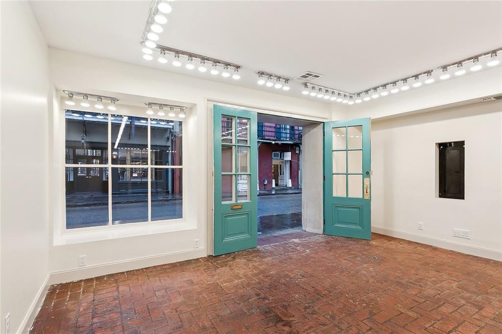 631 ROYAL Street