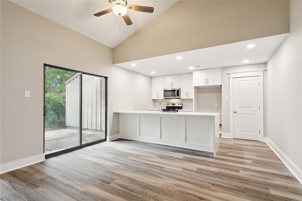105 E BRIGHTON Court 283