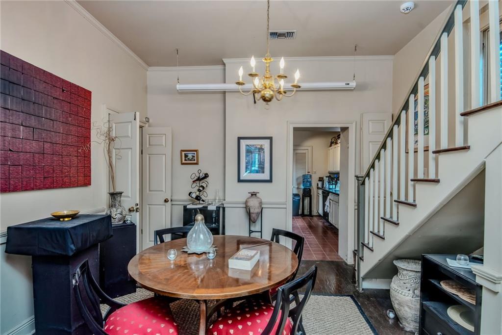 625 DUMAINE ST Street