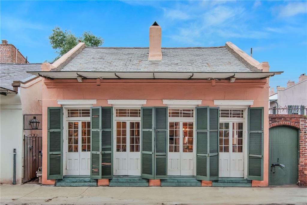625 DUMAINE ST Street