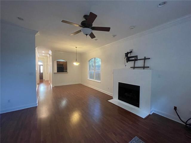 264 W ROBERT E. LEE Boulevard
