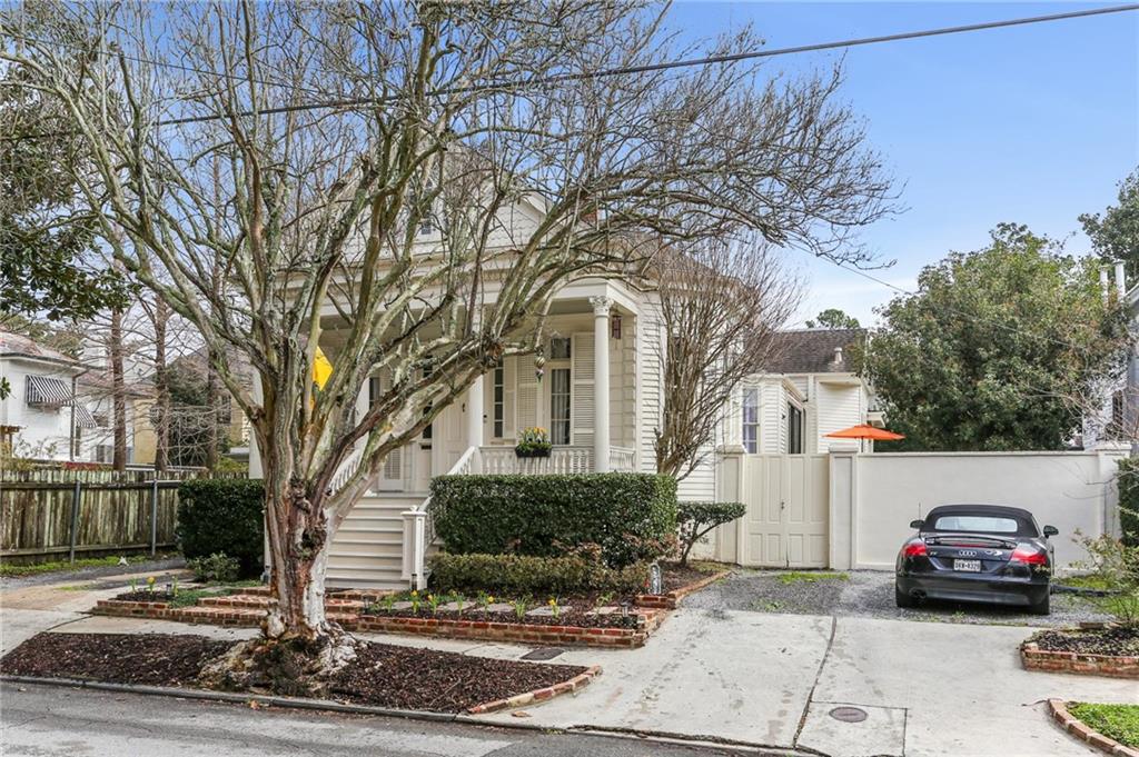 579 AUDUBON Street