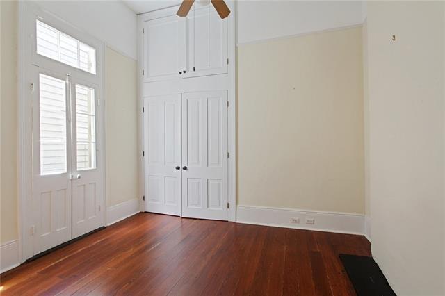 1032 BOURBON Street A