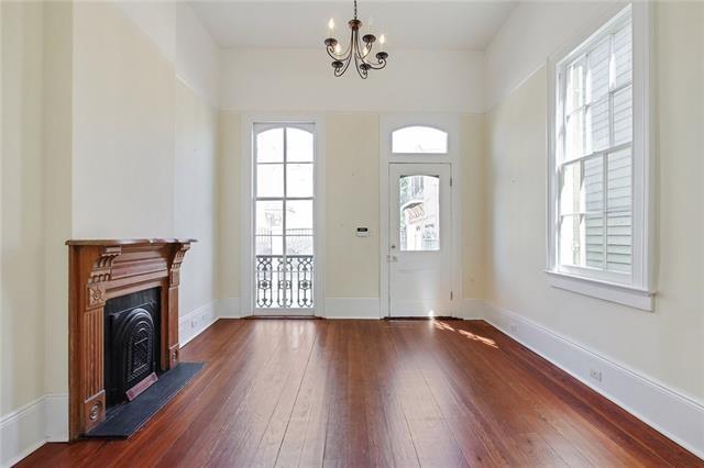 1032 BOURBON Street A