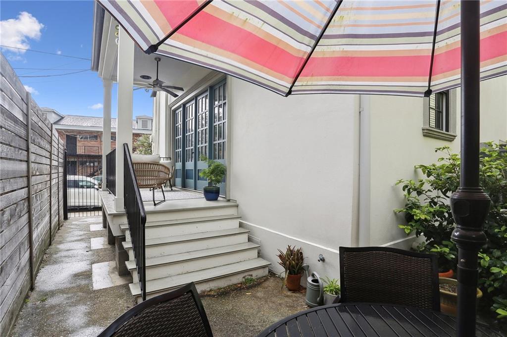 1501-03 GOVERNOR NICHOLLS Street