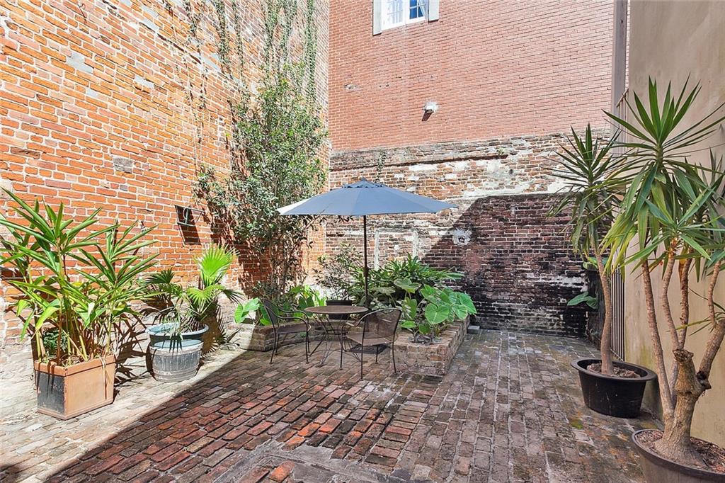 523 DUMAINE Street 2A