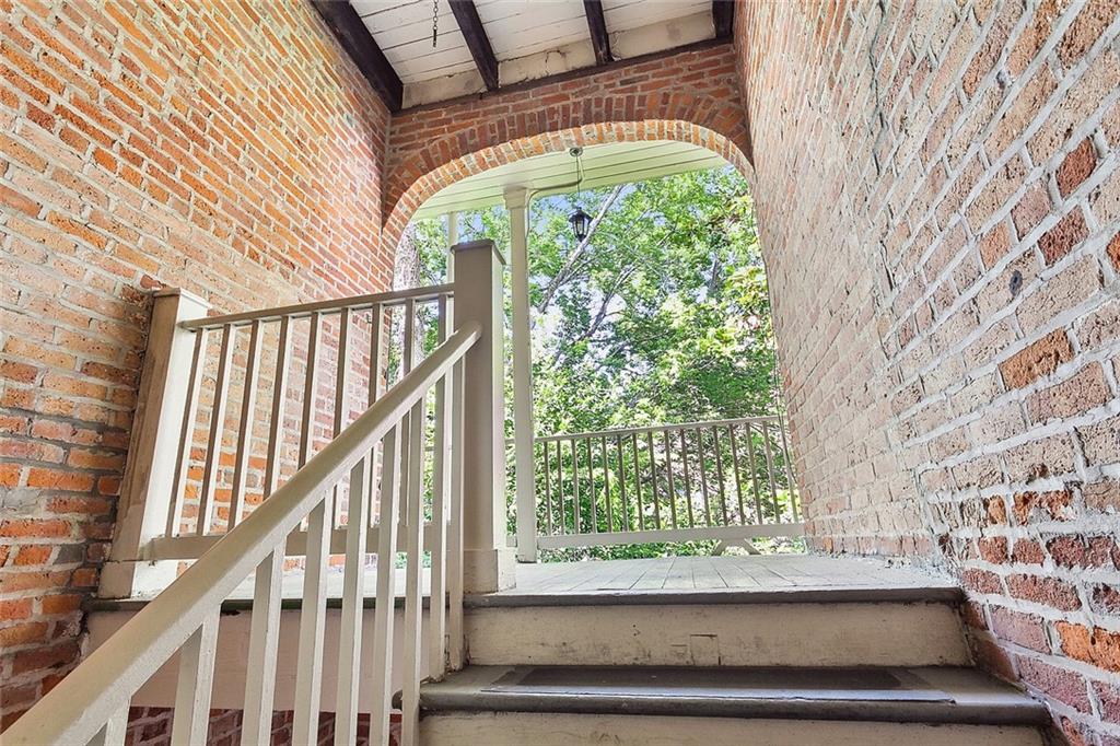 523 DUMAINE Street 2A