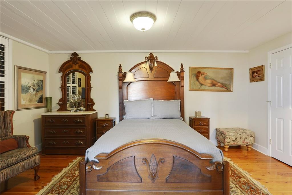 1214 DECATUR Street 11