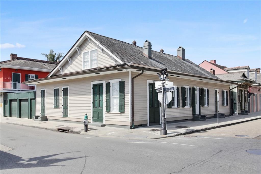 1002 ST ANN Street
