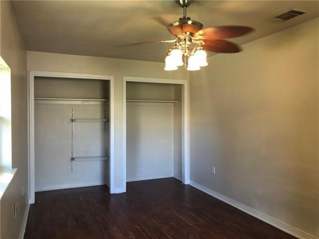 208 CLEARWOOD Drive