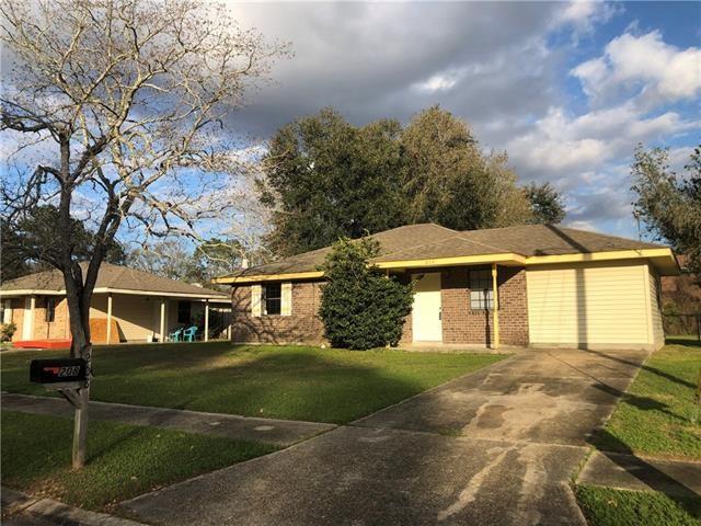 208 CLEARWOOD Drive