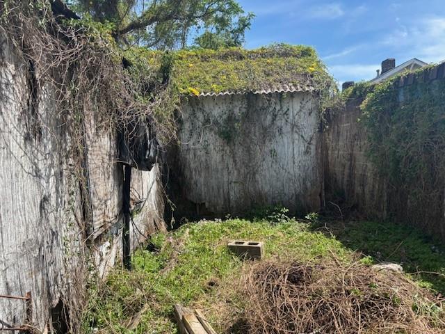 3012 CASTIGLIONE Street