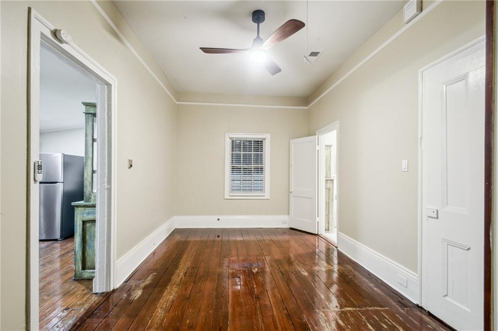 916 INDEPENDENCE Street