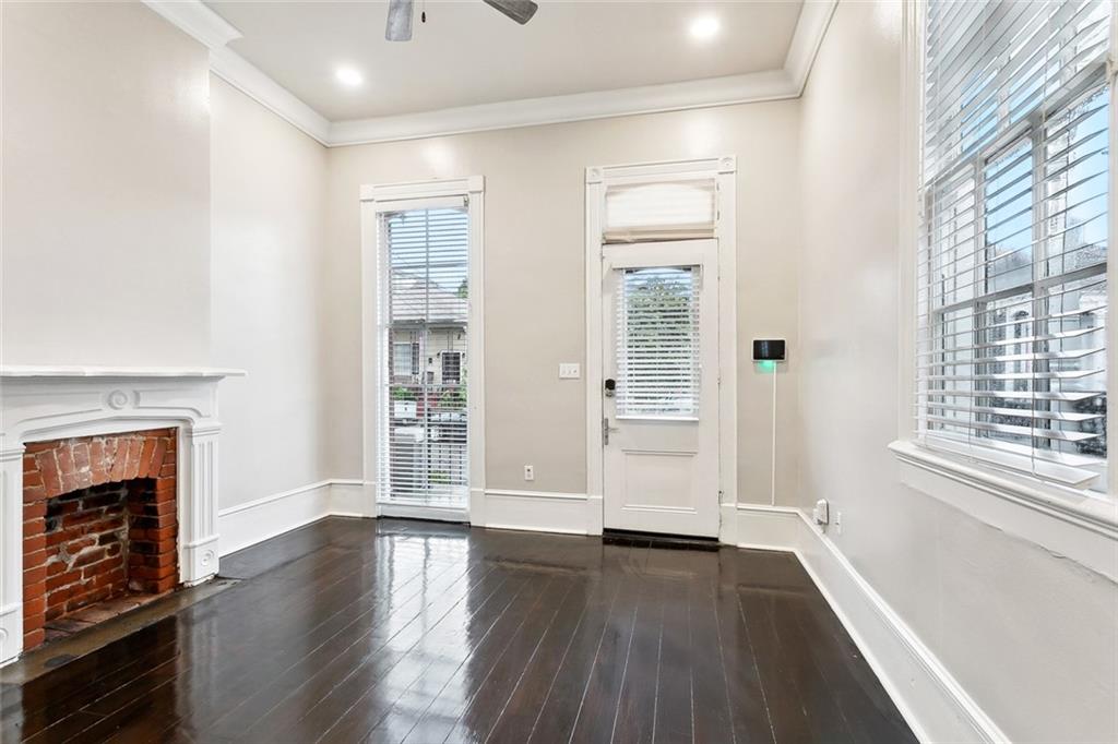 2416 CONSTANCE Street Left