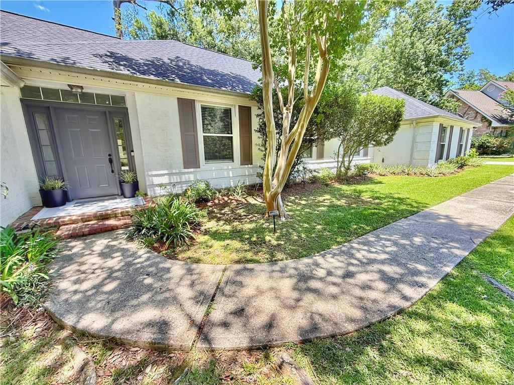44 STONEBRIDGE Court