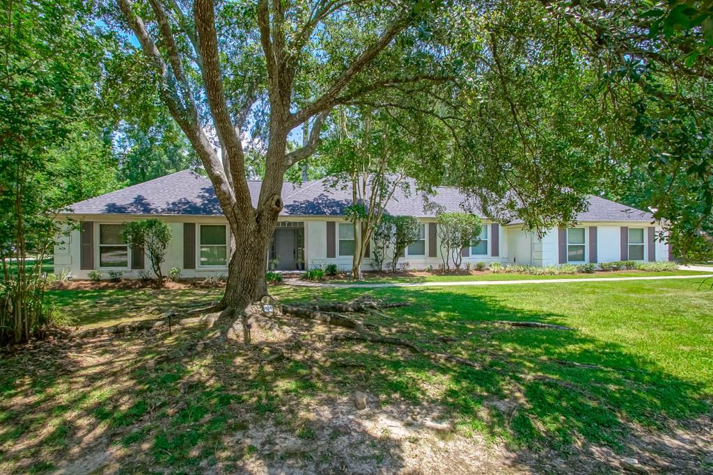 44 STONEBRIDGE Court