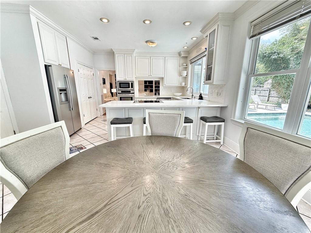 44 STONEBRIDGE Court