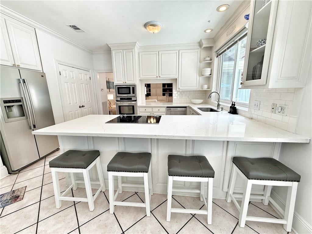 44 STONEBRIDGE Court