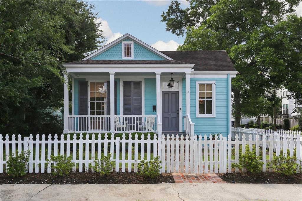 901 HENRY CLAY Avenue